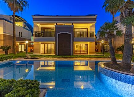 Villa for 800 000 euro in Antalya, Turkey