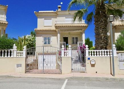 Villa for 283 900 euro in Villamartin, Spain