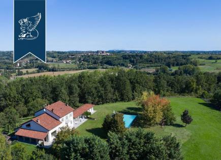 Villa for 1 700 000 euro in Asti, Italy