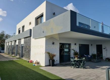 Villa for 1 500 000 euro in Faro, Portugal