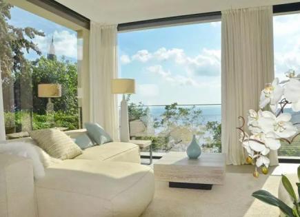 Villa for 3 700 000 euro in Roquebrune Cap Martin, France