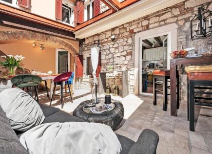 House for 2 490 000 euro in Rovinj, Croatia