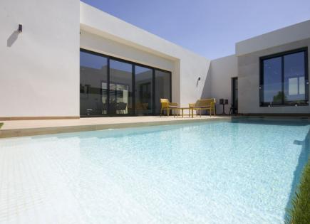 Villa for 699 900 euro in Rojales, Spain