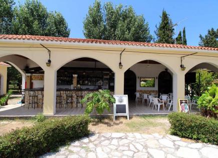 Commercial property for 1 500 000 euro on Corfu, Greece