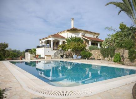 Villa for 1 350 000 euro on Corfu, Greece