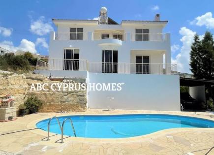 Villa for 600 000 euro in Tala, Cyprus