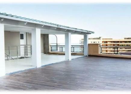 Penthouse for 7 690 000 euro in Saint Roman, Monaco