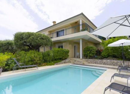 Villa for 2 940 000 euro in Roquebrune Cap Martin, France