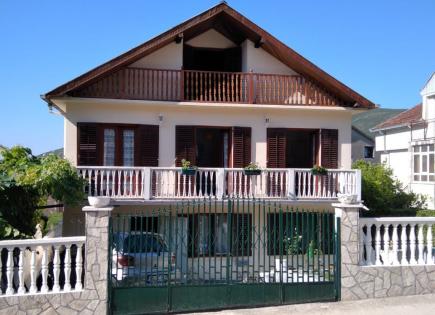 House for 205 000 euro in Lastva, Montenegro