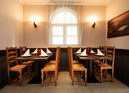 Cafe, restaurant for 450 000 euro in Pula, Croatia