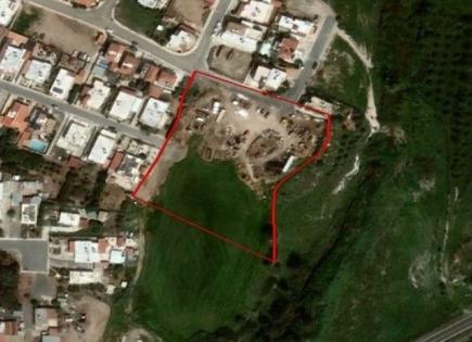 Land for 580 000 euro in Paphos, Cyprus