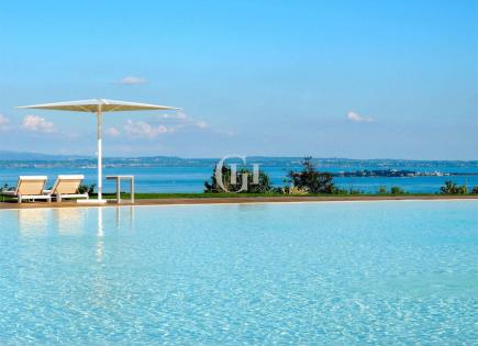 Apartment for 830 000 euro on Lake Garda, Italy