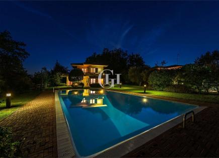 Villa for 995 000 euro on Lake Garda, Italy