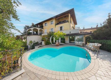 Villa for 1 450 000 euro on Lake Garda, Italy