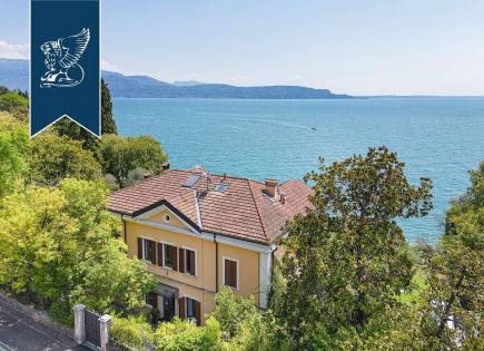 Apartment for 1 850 000 euro in Gardone Riviera, Italy