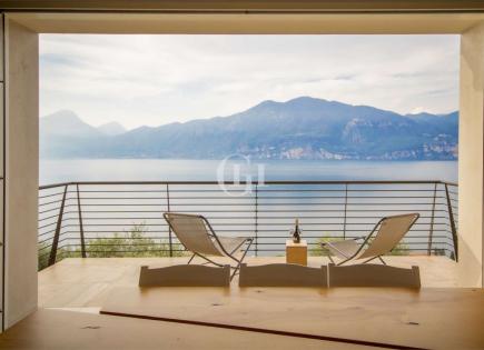 Villa pour 1 150 000 Euro par le Lac de Garde, Italie
