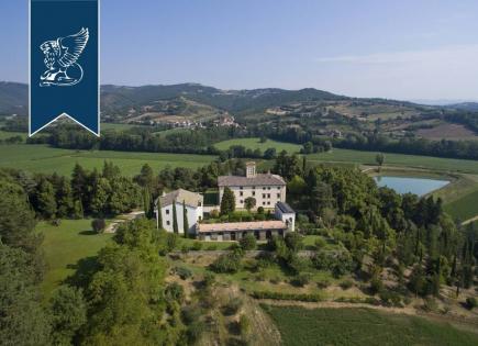 Farm for 2 950 000 euro in Citta di Castello, Italy
