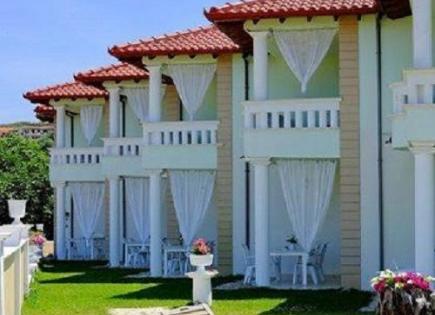 Hotel for 1 700 000 euro in Kassandra, Greece