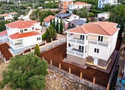 Cottage for 260 000 euro in Dobra Voda, Montenegro