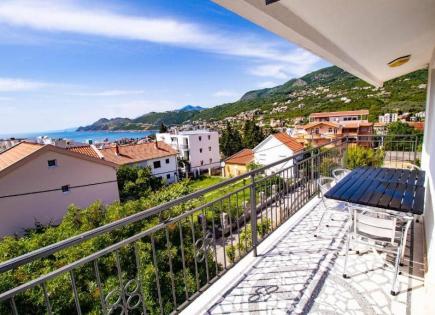 Hotel for 300 000 euro in Dobra Voda, Montenegro