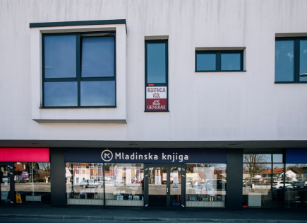 Shop for 287 000 euro in Medvode, Slovenia