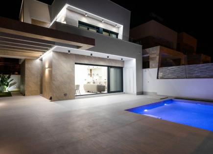 Villa for 399 500 euro in Villamartin, Spain