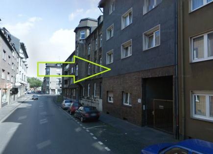Commercial apartment building for 480 000 euro in Duisburg, Germany