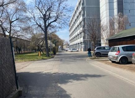 Industrial for 2 250 000 euro in Budapest, Hungary