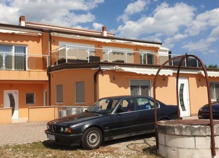 House for 1 500 000 euro in Fazana, Croatia