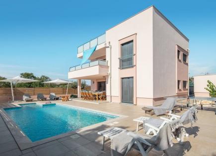 House for 778 000 euro in Fazana, Croatia