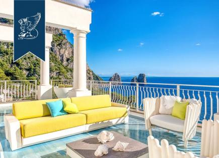Apartment for 4 750 000 euro in Capri, Italy