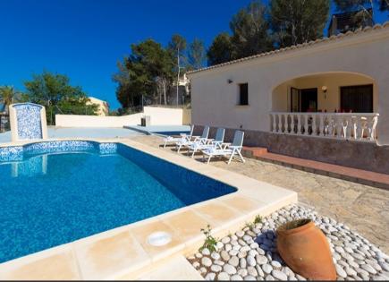 House for 435 000 euro in Calp, Spain