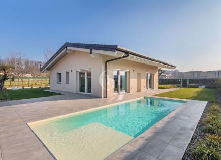 Villa for 599 000 euro on Lake Garda, Italy