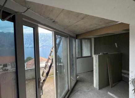 Villa para 800 000 euro en Prcanj, Montenegro