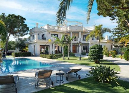 Villa for 1 950 000 euro in Campoamor, Spain