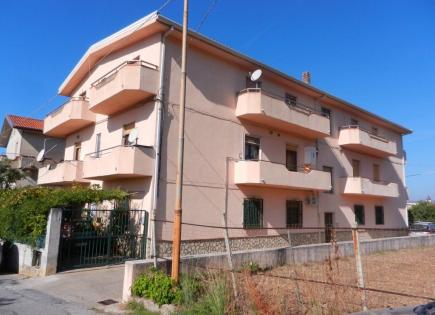 Flat for 59 000 euro in Grisolia, Italy