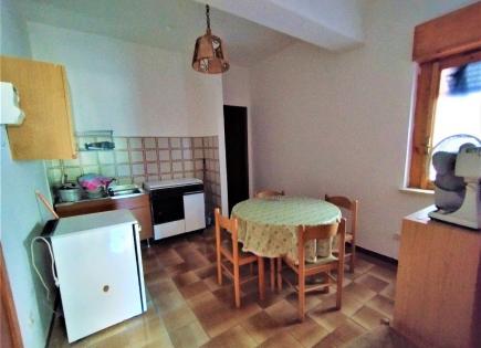 Wohnung für 18 000 euro in Scalea, Italien