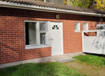 Casa adosada para 28 500 euro en Karstula, Finlandia