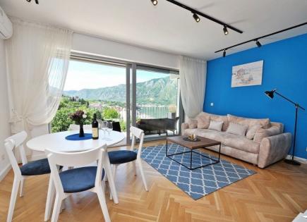 Flat for 170 000 euro in Dobrota, Montenegro