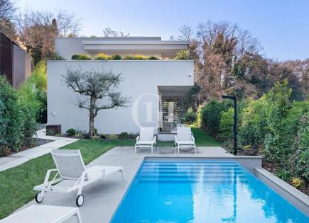 Villa for 950 000 euro on Lake Garda, Italy