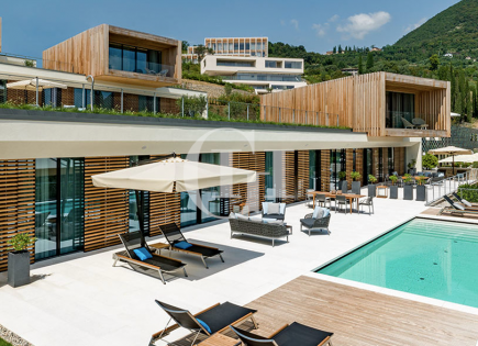 Villa for 4 450 000 euro on Lake Garda, Italy