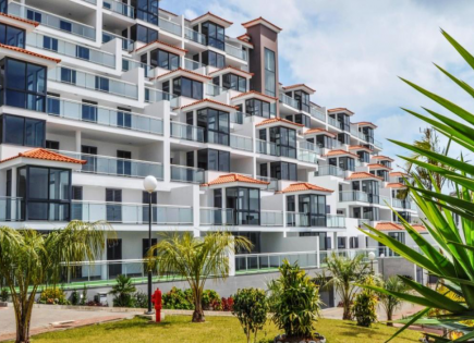 Apartment für 250 000 euro in Caniço, Portugal