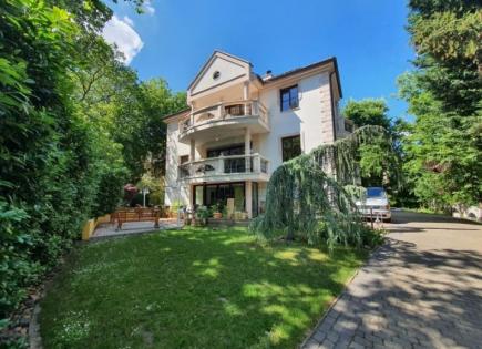 Villa for 3 500 000 euro in Budapest, Hungary