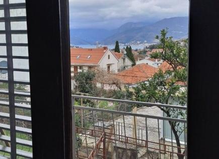 Flat for 215 000 euro in Tivat, Montenegro