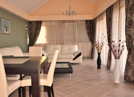 Villa für 750 000 euro in Denovici, Montenegro
