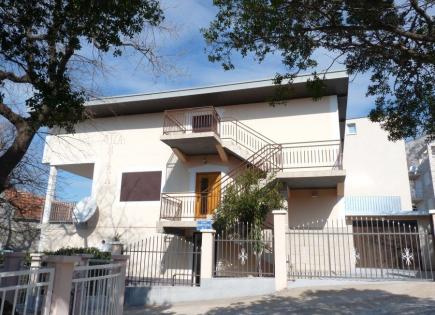 Haus für 158 000 euro in Sutomore, Montenegro