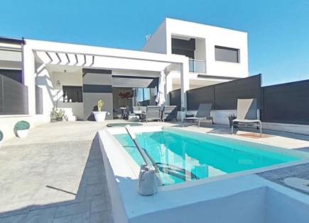 Cottage pour 246 000 Euro à Cunit, Espagne