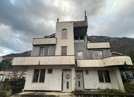 Villa for 800 000 euro in Prcanj, Montenegro