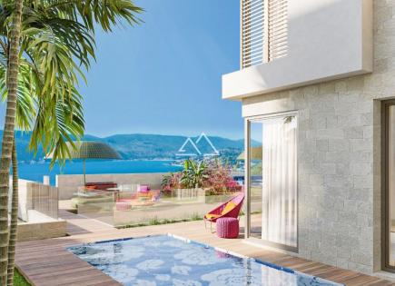 Villa for 997 920 euro in Kumbor, Montenegro