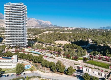 Apartment for 395 000 euro in Benidorm, Spain